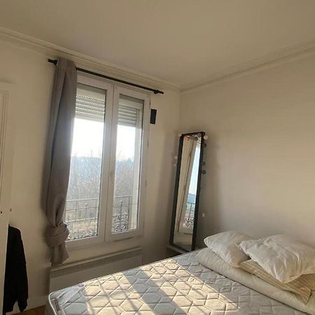 Appartement Ensoleille, Central Et Tout Equipe Avec Vue Tour Eiffel Et Pantheon Paris Exterior photo